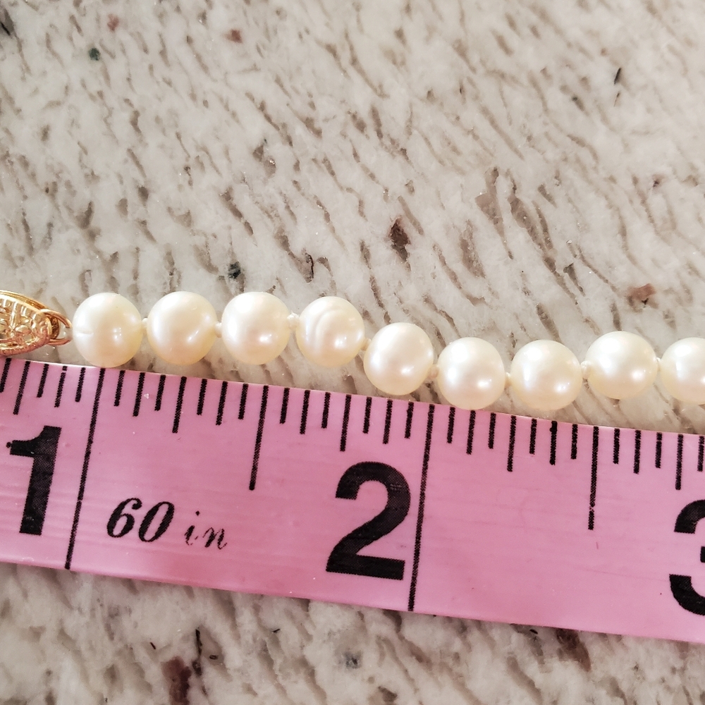 14k Freshwater Pearl Necklace - Picture 7 of 9